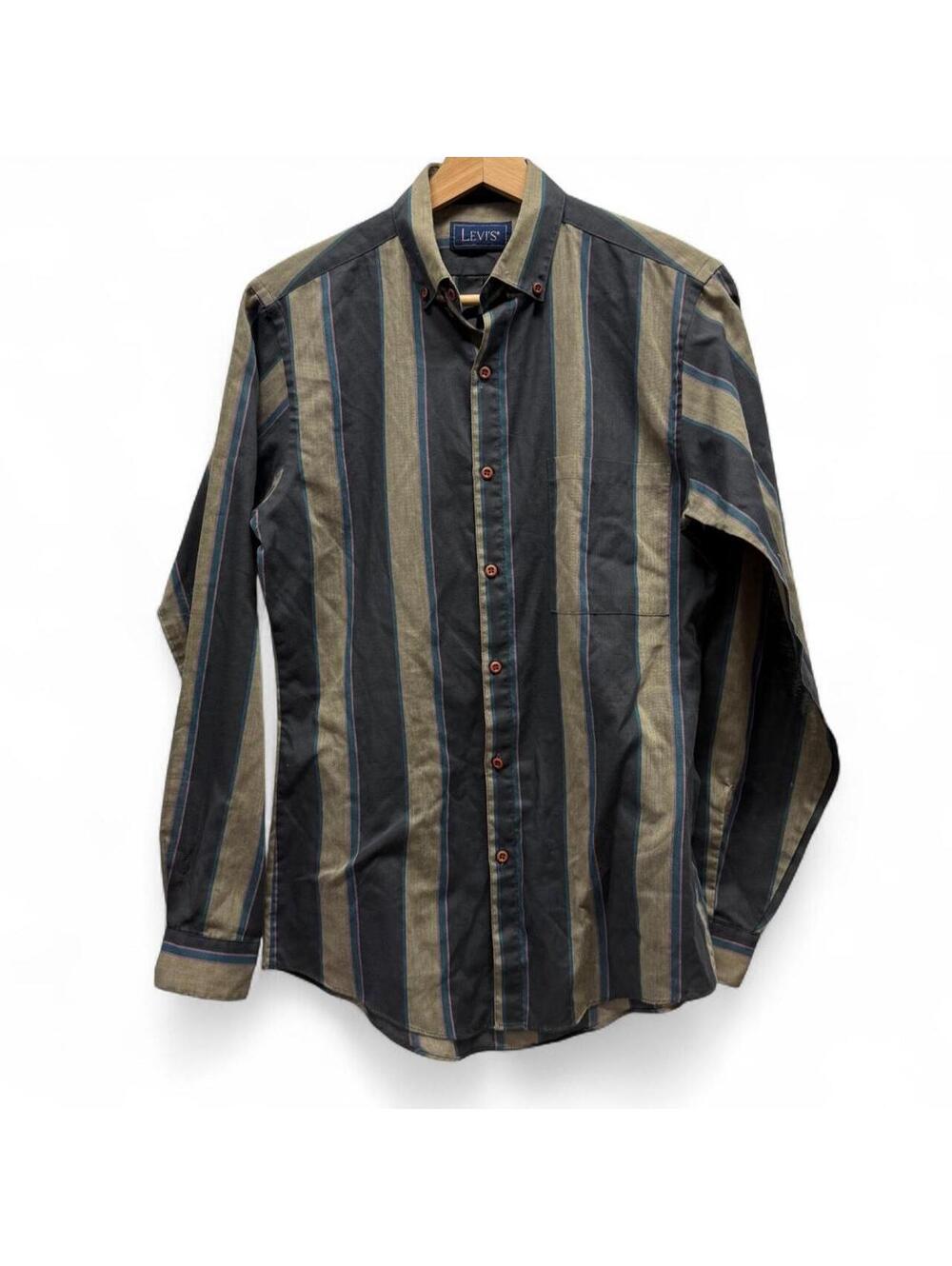 Levi's Button Up Shirt